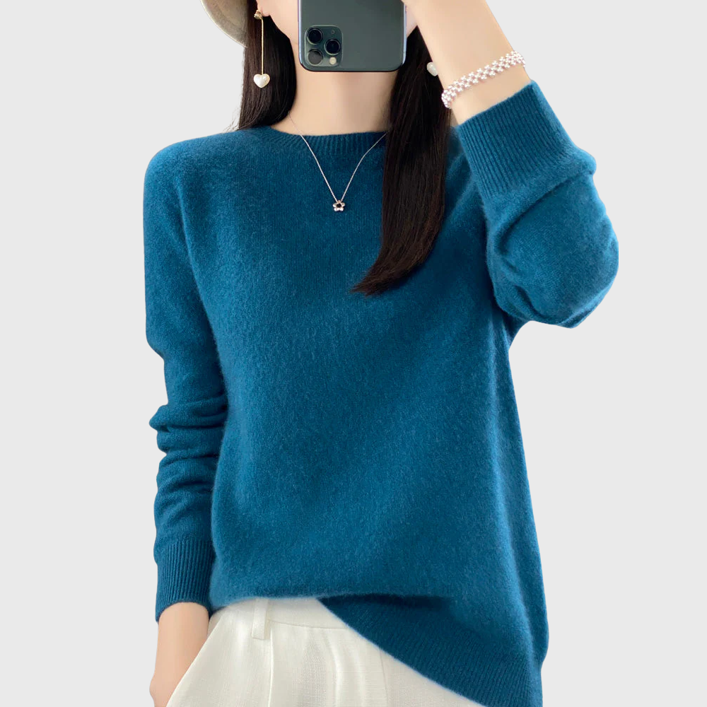 Stella | Warm sweater for cold days