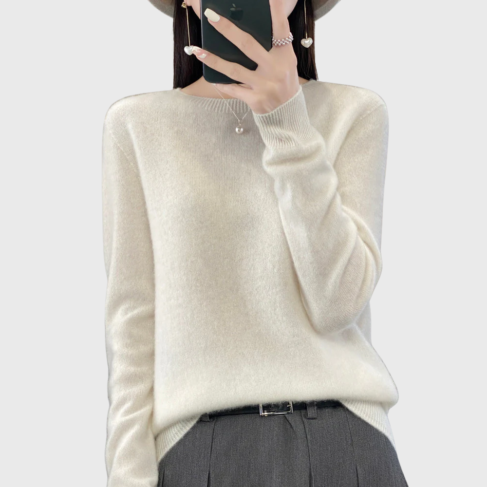 Stella | Warm sweater for cold days