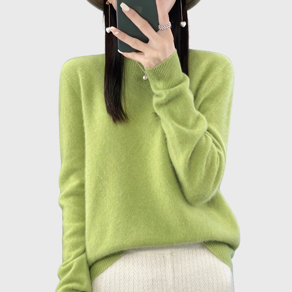Stella | Warm sweater for cold days