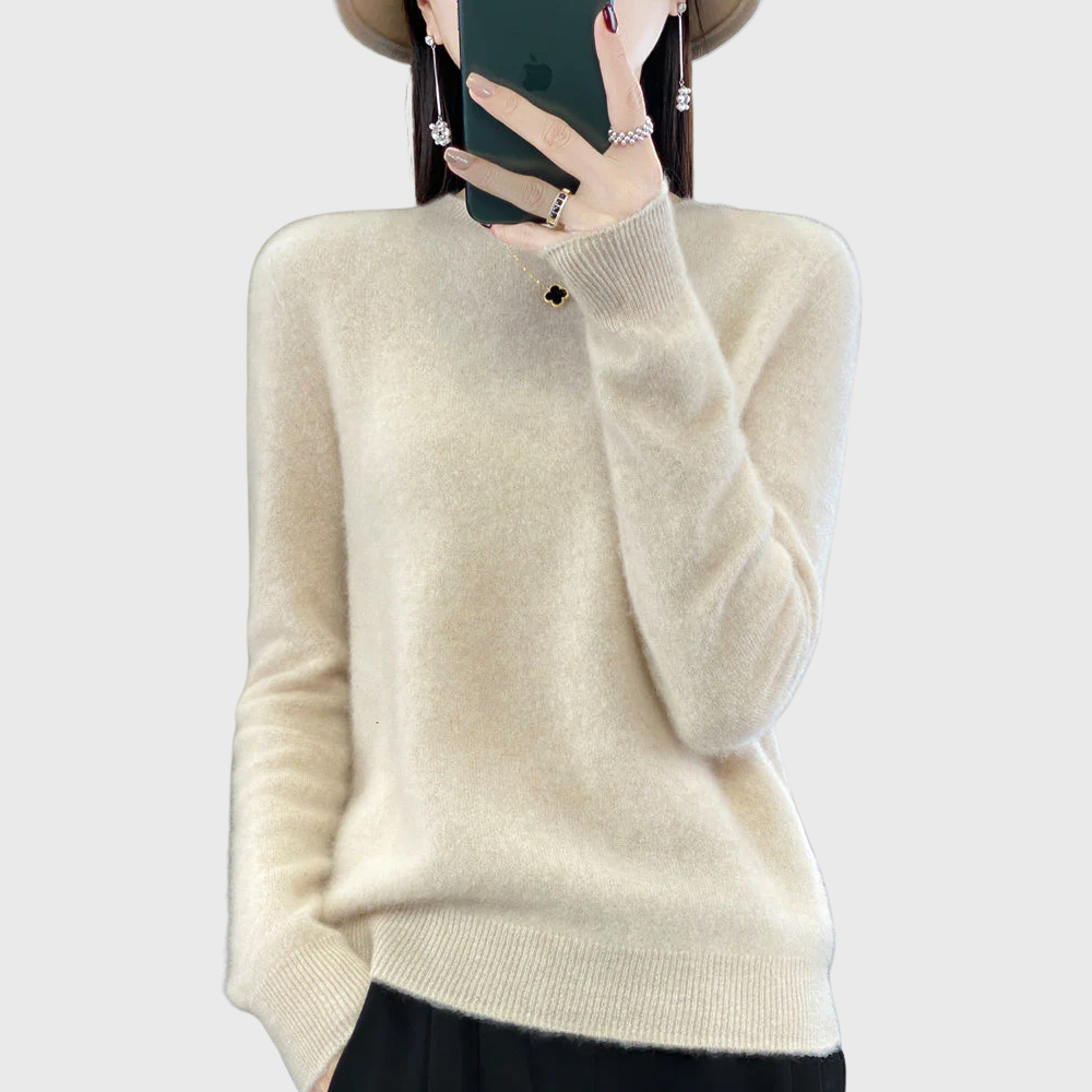 Stella | Warm sweater for cold days