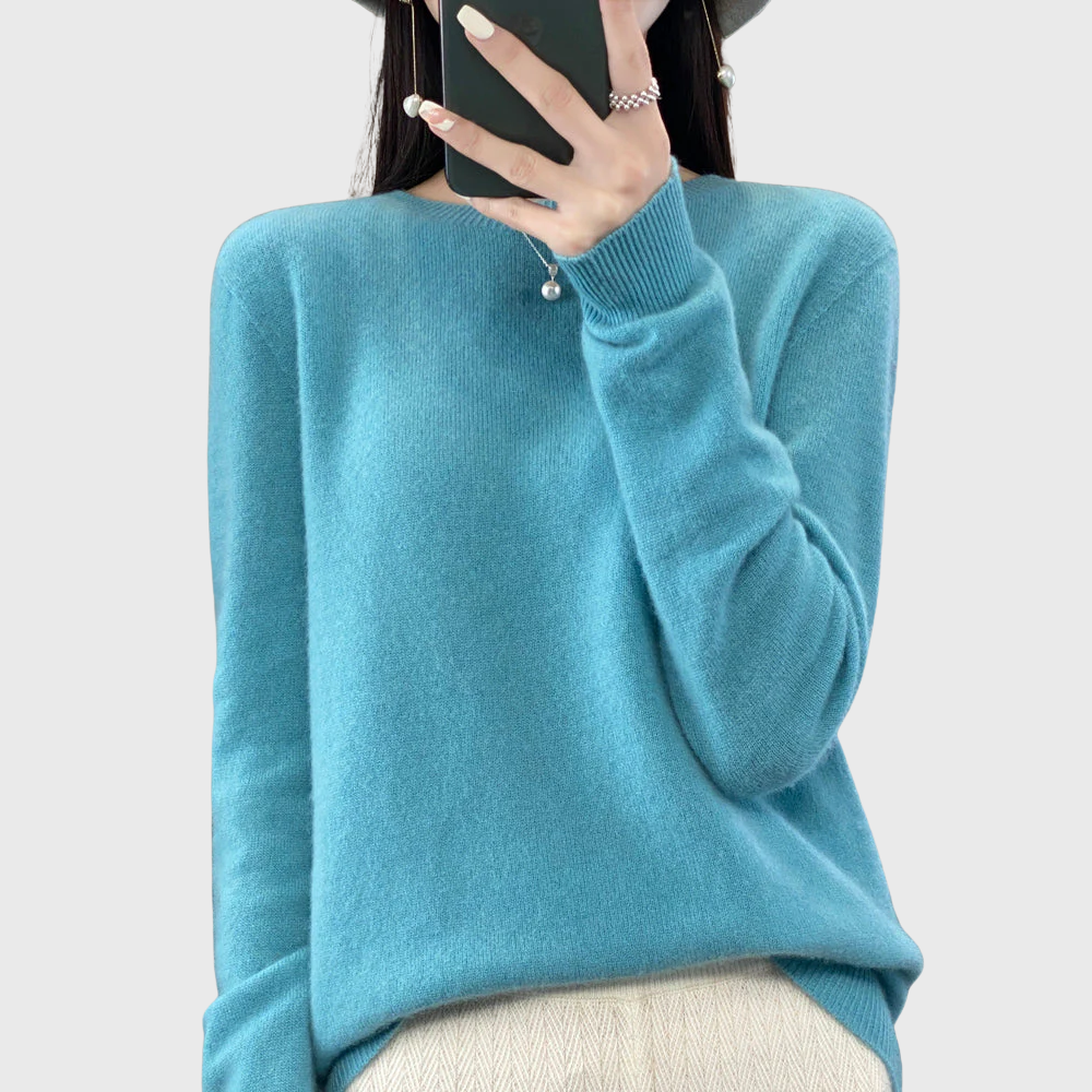 Stella | Warm sweater for cold days